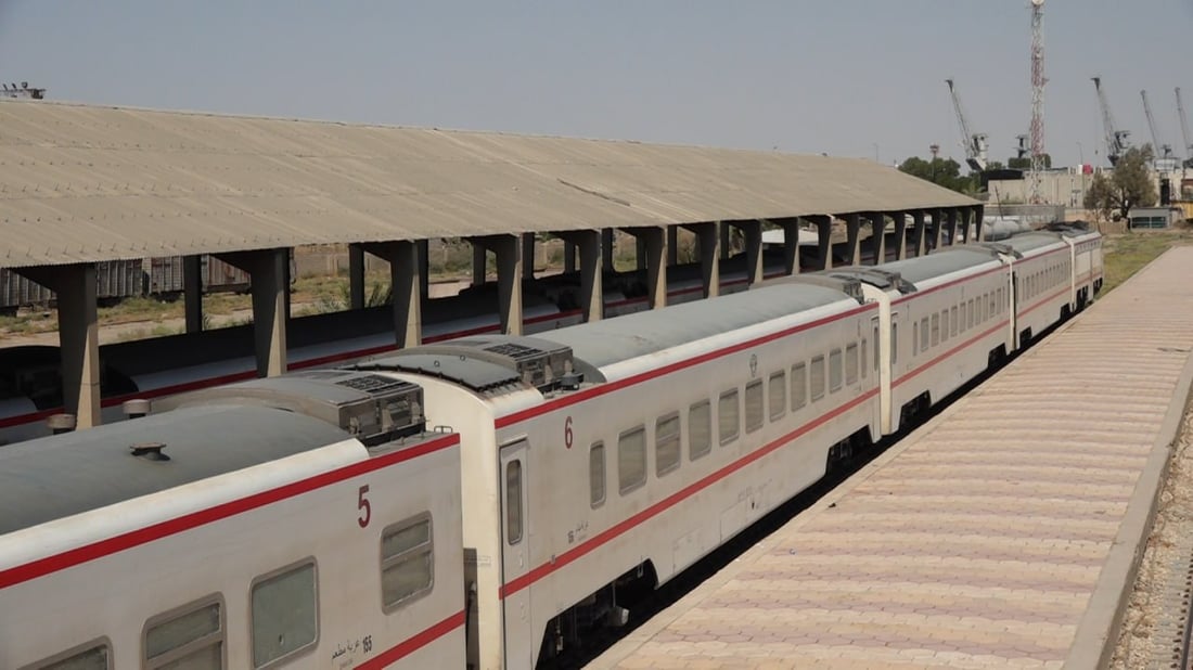 قطار بصرة بغداد لا يتوقف ويوم الأحد للإيرانيين.. إحصائية تذاكر أسبوعية (صور)