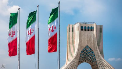 إيران تتذكر أسلحة صدام وجرائم أبو غريب ومليون عراقي ماتوا: مبروك انسحاب أمريكا