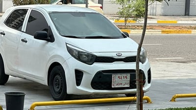 ئۆتۆمبیلێک ژمارەکەی ساختەکردبوو دەستی بەسەردا گیرا