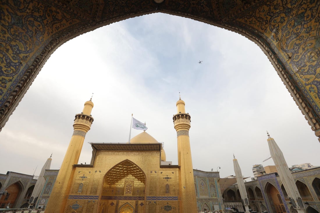 مباشر.. إزاحة الستار عن الإيوان الذهبي في مرقد الإمام علي