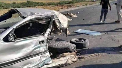 بەشێوەیەکی سەرسوڕهێنەر شۆفێرەکە لەم لەتە ئۆتۆمبێلە دەرباز بووە