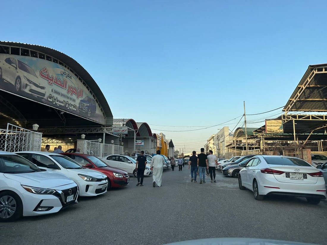 ذوق الموصل في السيارات يتغير بعد الحرب نحو الأمريكي والأسود.. وللنساء حصتهن (صور)