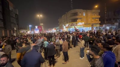 فيديو: فلكة “عنّو” تغص بالمتظاهرين لإعلان الديوانية مدينة منكوبة