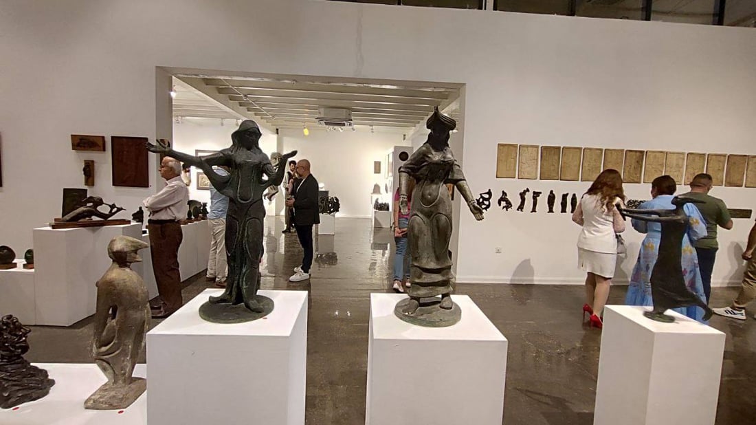 بغداد تتذكر شيخ النحاتين.. صاحب تماثيل كهرمانة وشهرزاد في معرض استعادي (صور)