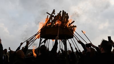 عينكاوا تشعل “النار الكبرى”.. نوروز والربيع مع عيد الفطر هذا العام