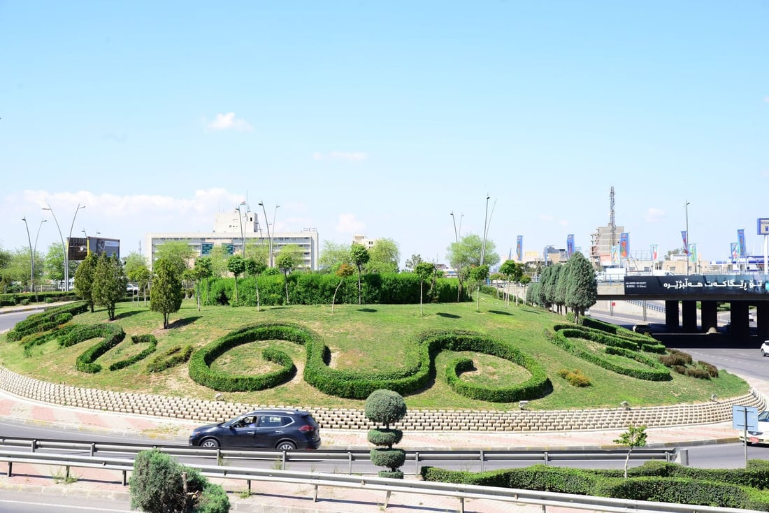 رۆژانە لە پارك و باخچە و دوورگەناوەندی و ناوچە سەوزاییەكان نزیكەی 37 تۆن خۆڵ و خاشاك كۆدەكرێنەوە و چارەسەر دەكرێت.
