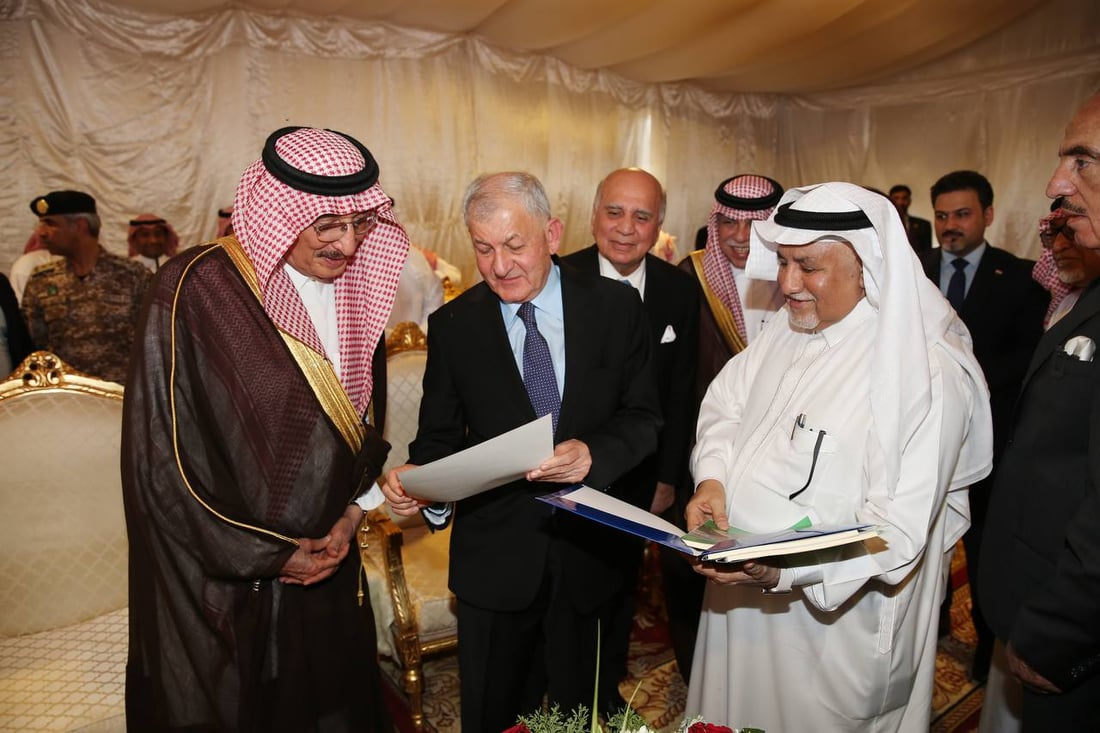 أمير سعودي يفاجئ رئيس الجمهورية بتقرير كتبه رشيد عندما كان يعمل في جازان (صور)