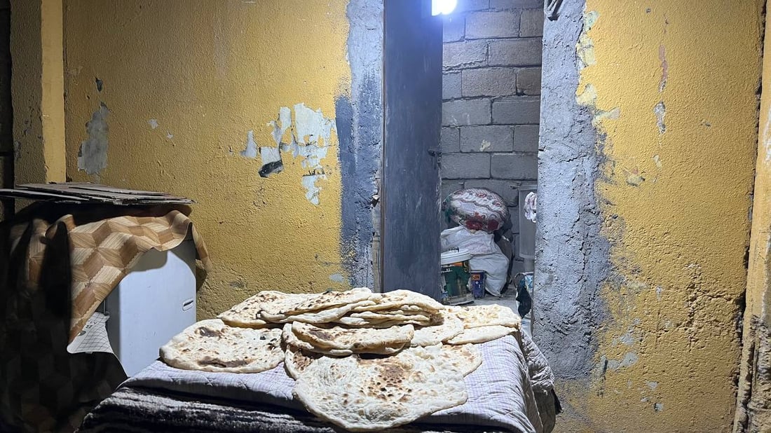 “يوجد لدينا خبز بيت قليل الخميرة”.. أم فاطمة افتتحت مشروعها في البصرة (صور)