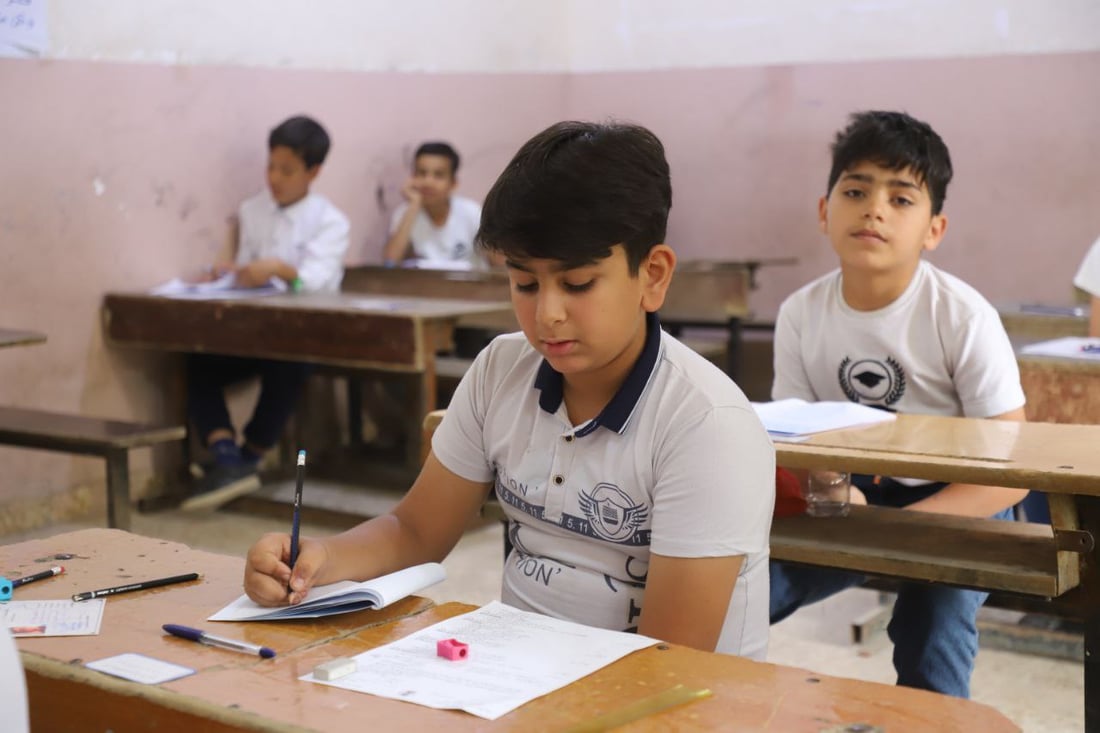 صور صباحية من مدارس بابل.. الكهرباء لم تنقطع عن 500 مركز امتحاني
