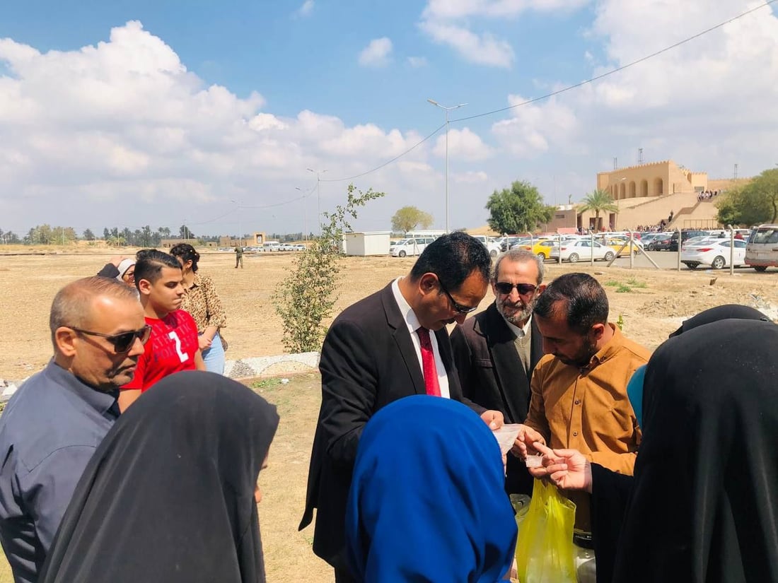 جوافة وبابايا.. أهل الحلة يوزعون على دوائر الحكومة بذور أشجار مقاومة لمناخ العراق