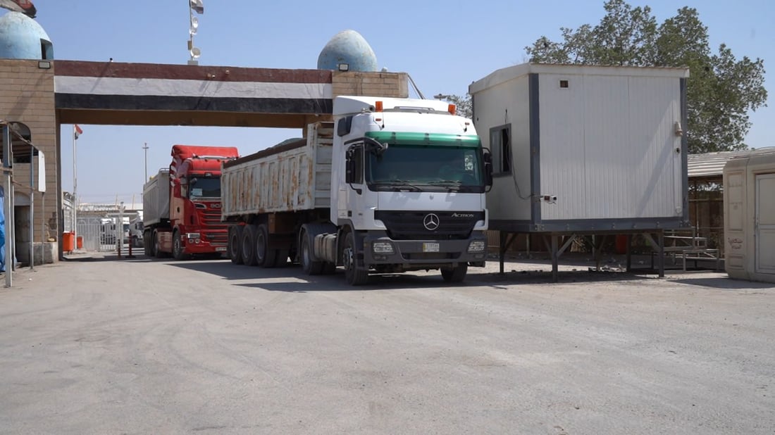 صور: إحصائية أسبوعية لحركة المسافرين والشاحنات عبر منفذ الشلامجة الحدودي مع إيران