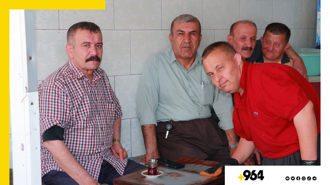 دوو گەنجی داون لە رانیە زیاتر لە 30 ساڵە شاگردی چایخانەیەکن