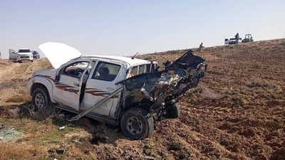 انفجار عبوة ناسفة على سيارة تويوتا بين كفري والطوز (صور)