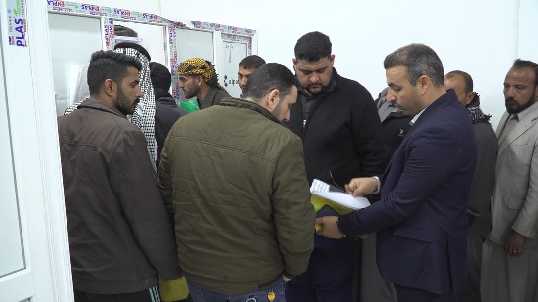 بابل: 200 متجاوز على شبكة الحماية يتقاضون رواتب حكومية أخرى