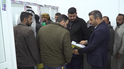 بابل: 200 متجاوز على شبكة الحماية يتقاضون رواتب حكومية أخرى