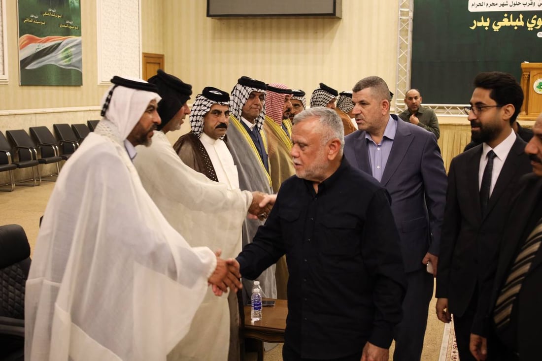 العامري لشيوخ البصرة: العراق حكومة وشعباً وسياسيين مع إيران (صور)