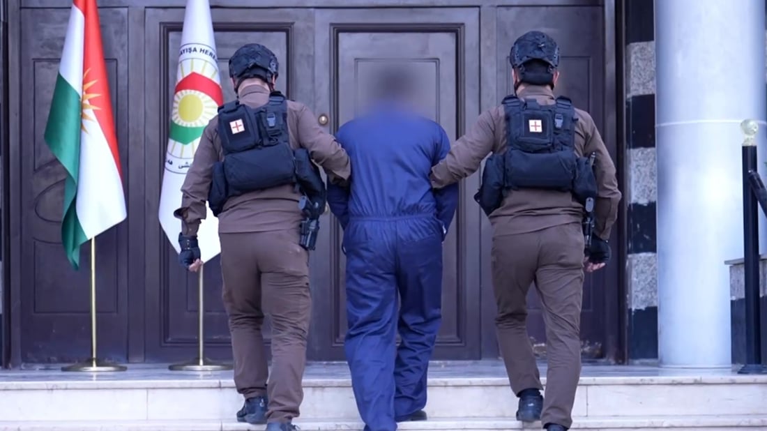 آسايش أربيل تعتقل سائق خط ارتكب تصرفات غير لائقة بحق طالبة