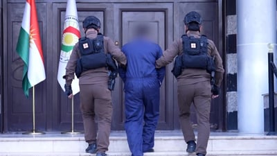 آسايش أربيل تعتقل سائق خط ارتكب تصرفات غير لائقة بحق طالبة