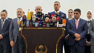 العيداني يقطع الطريق أمام مشروع محافظة الزبير.. اصطحب المجلس وعقد جلسة في القضاء