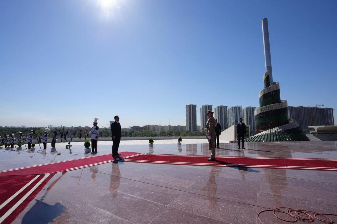 صور: ضريح الجندي المجهول يحتضن مراسم العيد الوطني بحضور السوداني وكبار القادة