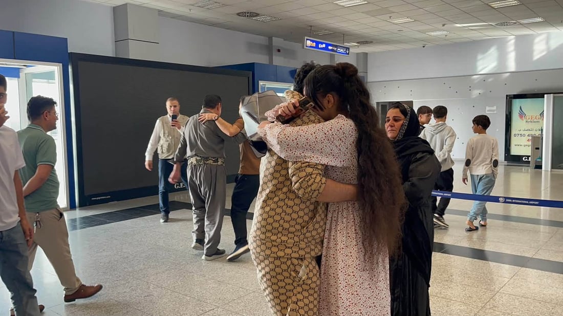 یازدە گەنجەکەی دەڤەری راپەڕین کە لە لیبیا گیریان خواردبوو گەڕانەوە هەرێمی کوردستان