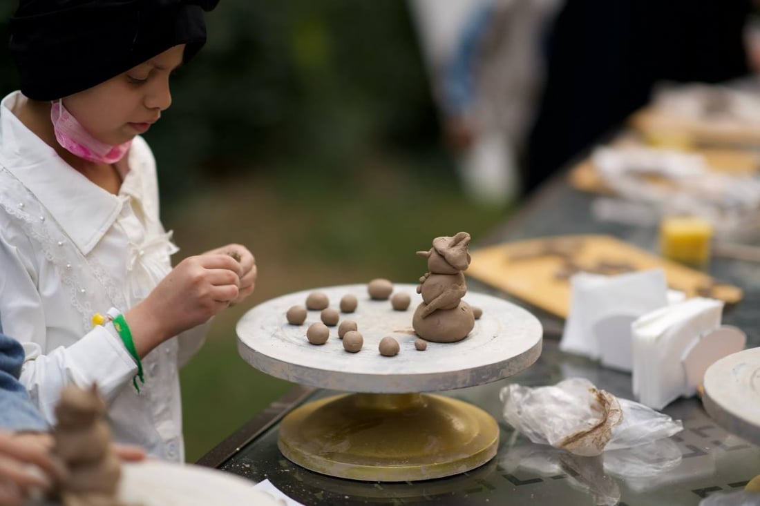Basra oncology hospital arranges special out for children with cancer to mark World Children’s Day