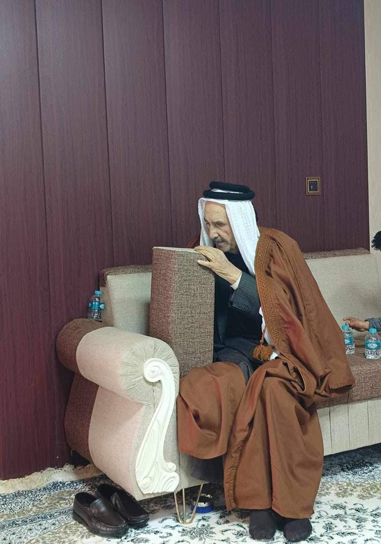 قبيلة البزون تنعى زعيمها في عموم العراق الشيخ عدنان البوعوجة عن 82 عاماً