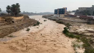 شاهد السيول الهادرة وهي تجتاح وادي حجلان غربي الأنبار