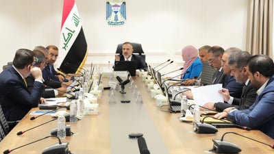 تشكيل لجنة لاحتساب حصة المحافظات المشمولة بالبترودولار