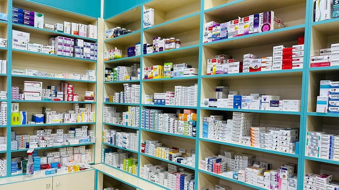 دەرمانخانەیەک خۆی بە پزیشک ناساند لیژنەی چوو دایخست