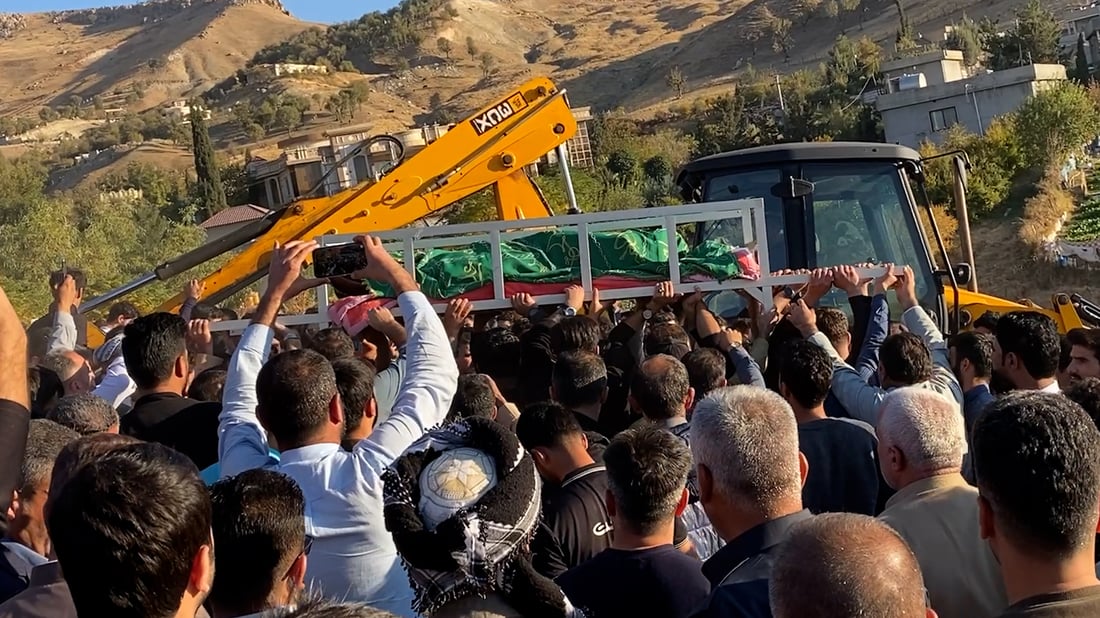 گۆڕستانی بەرگوان بووە دوایین مەنزڵگای گەنجە سووتاوەکەی لالەزار