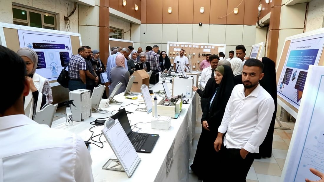 صور: طائرات مسيّرة ورادارات.. جامعة المثنى تعرض ابتكارات الطلاب و”تقطع الاتصالات”