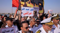 أبناء البصرة يتوجهون إلى قنصلية الكويت لإيصال احتجاجه...