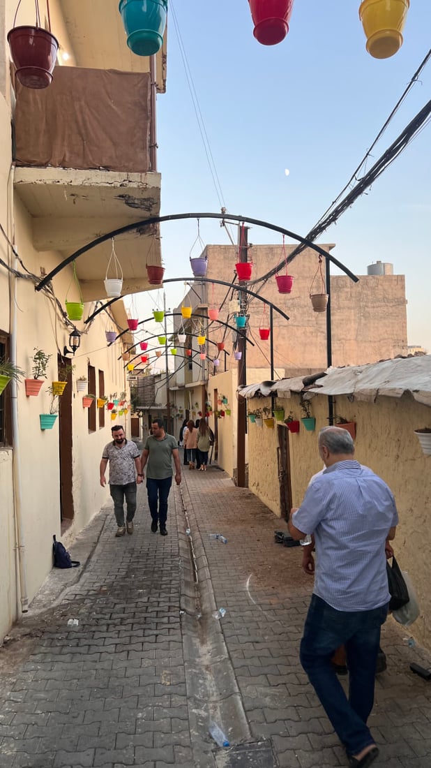 صخرية ومعرضة للانهيار.. لقطات ساحرة من عقرة لبيوت عمرها 1700 عام