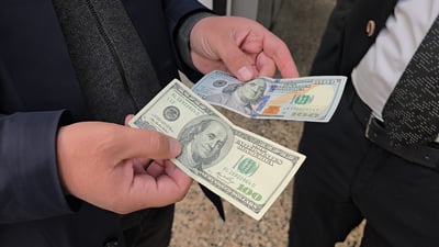 کێشەی دۆلاری شین و سپی بانکە ئەهلییەکان دروستیان کردووە