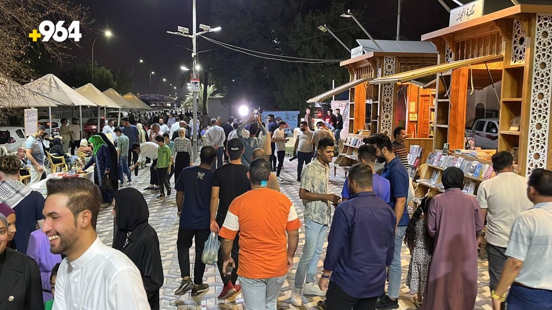 متنبي البصرة يتفوق على النسخة الأصلية.. معارض ومحاضرات في الهواء الطلق (صور)