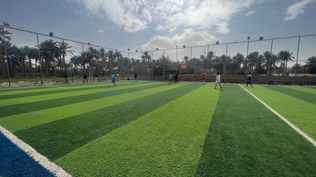 صور: ملاعب الخماسي تكتظ بشُبّان هيت في العطلة الربيعية