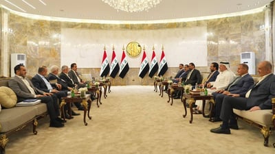 بدء مفاوضات تشكيل الحكومة.. الإطاران الشيعي والسني في منزل الحلبوسي