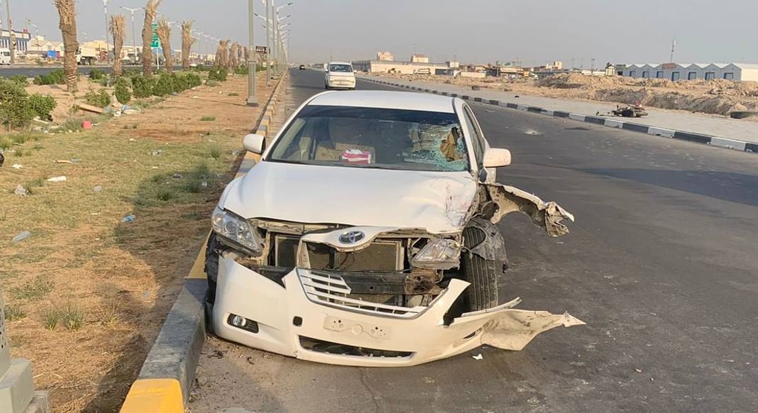 كامري تسير “رونك سايد” تصدم دراجة نارية وتقتل صاحبها في البصرة