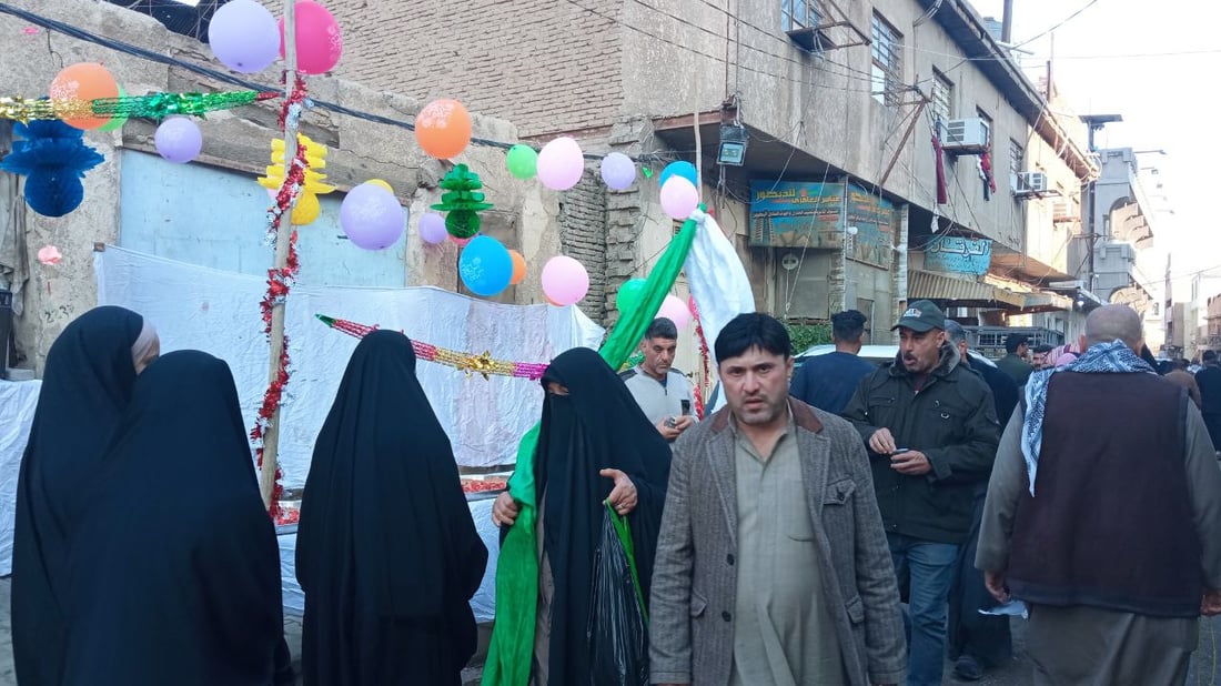 صور من شعبانية كربلاء اليوم: المدينة القديمة امتلأت والطعام في كل مكان