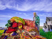 Volunteers organize eco-friendly camp in Samawah desert