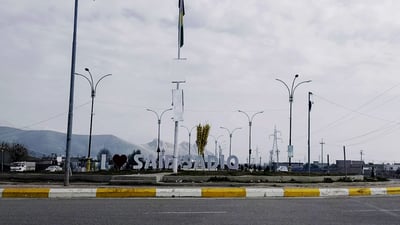 سەیدسادق ساڵیاده‌كه‌ى له‌ناو پڕۆژه‌ ته‌واونه‌كراوه‌كان ده‌كاته‌وه‌