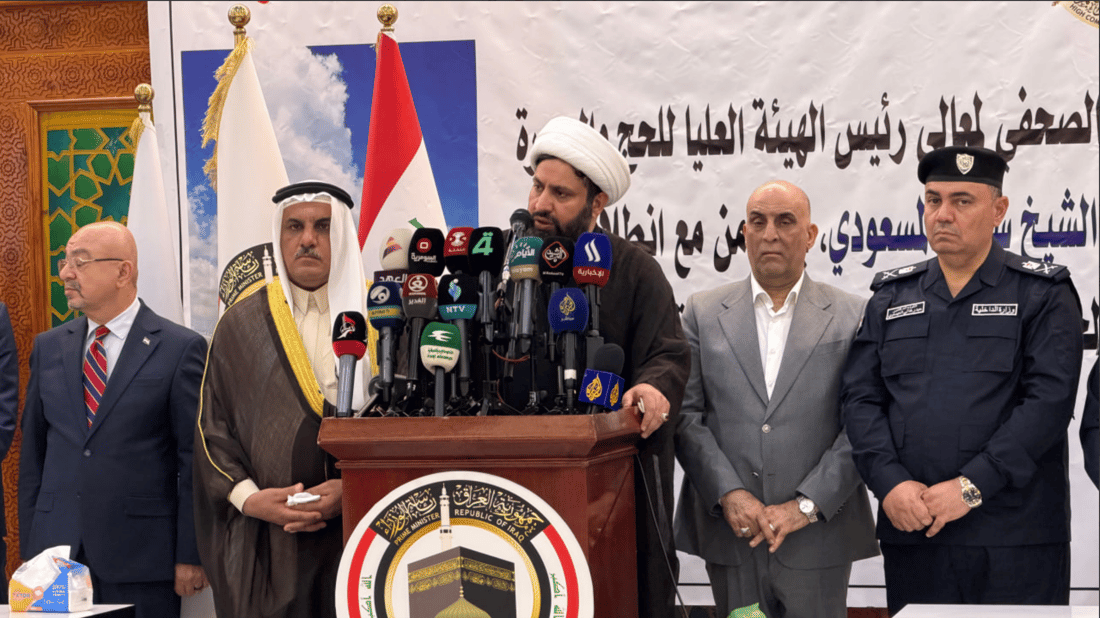 المسعودي يتعهد بإعادة أموال الحجاج المسافرين براً ويحذر من هتافات السياسة في الحرم