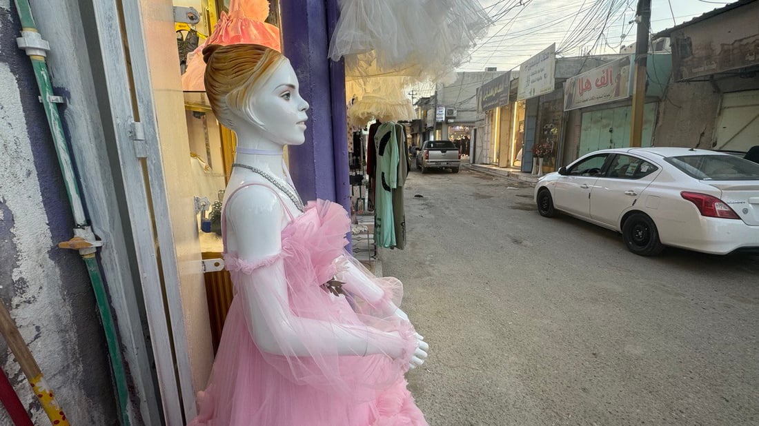 معبر “القجق” بين البصرة والكويت.. “سوق البنات” انتهى وبقيت حلوى الخليج (صور)