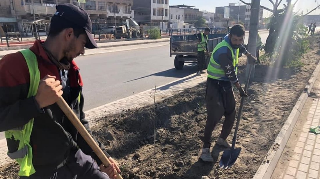 أهالي “حي الجهاد” ليسوا معجبين بخطة البلدية: تركت المكبات وراحت تزرع!