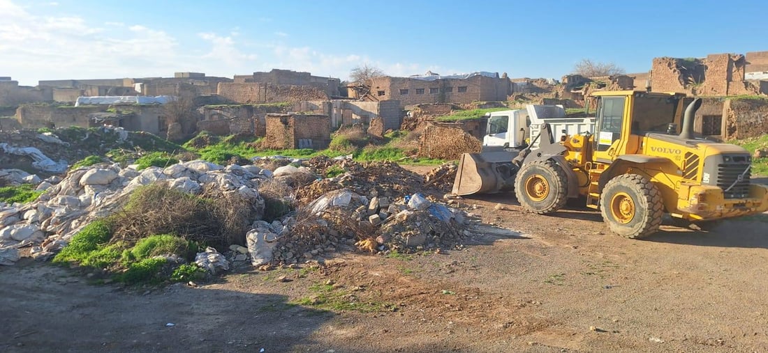 زبڵ و خاشاکی ناو قەڵا کۆکرایەوە و گواسترایەوە بۆ کانی قرژاڵە