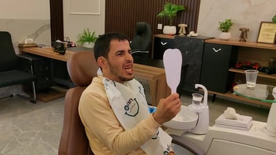 “نعيد ابتسامة جرحى الحرب مجاناً”.. مبادرة من أطباء أسنان في الموصل (فيديو)
