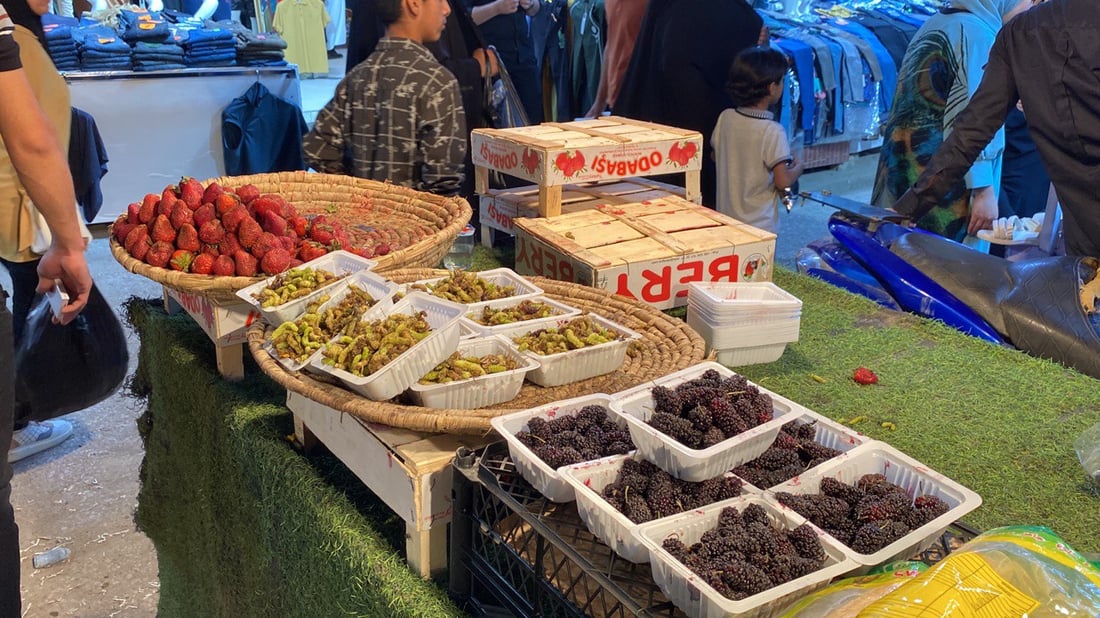 صور: “التكي” العراقي يصل إلى الناصرية.. الأسود والأحمر أرخص من التركي