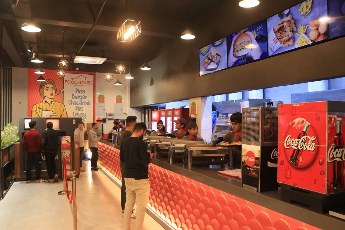 سحور الكوت.. 40 طبقاً عند جعفر الخاصكي في “فود هاوس” بـ 8 آلاف للشخص (صور)