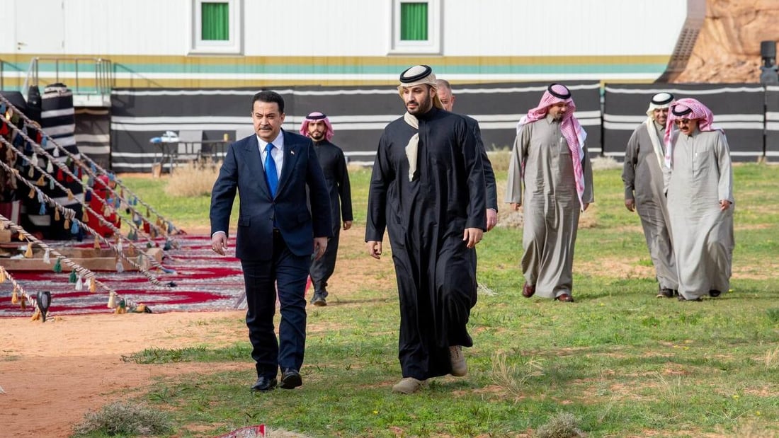 صور: محمد بن سلمان يستقبل السوداني في خيمة بمدينة العلا